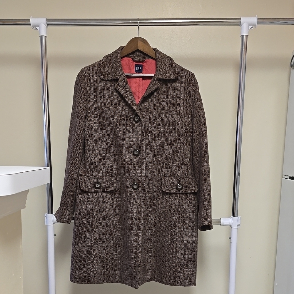 GAP Brown Trench Coat with Wide Lapel Collar